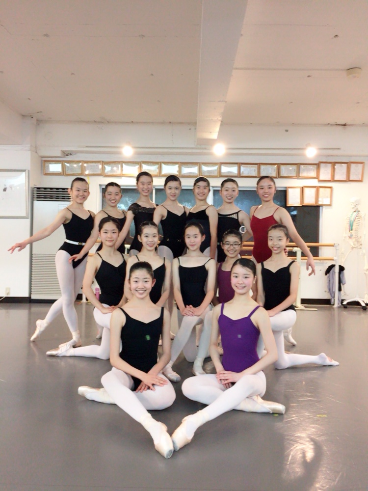 バレエスタジオ２２　クラシック＆コンテンポラリー