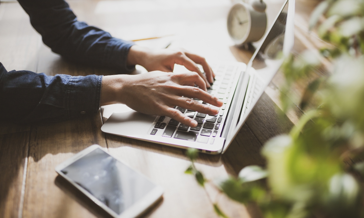 ネットで簡単に問い合わせ